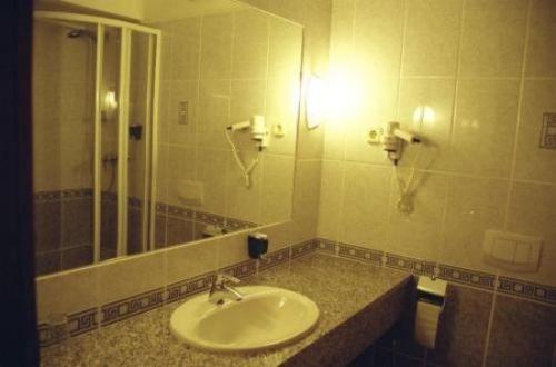 Gottwald Hotel Tatabánya Pokój zdjęcie